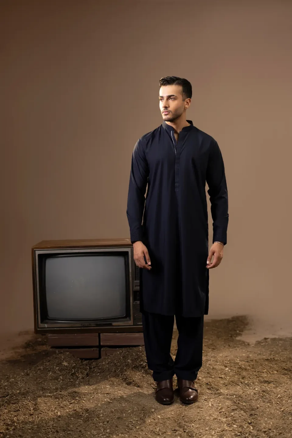 CLASSIC NAVY BLUE KAMEEZ SHALWAR