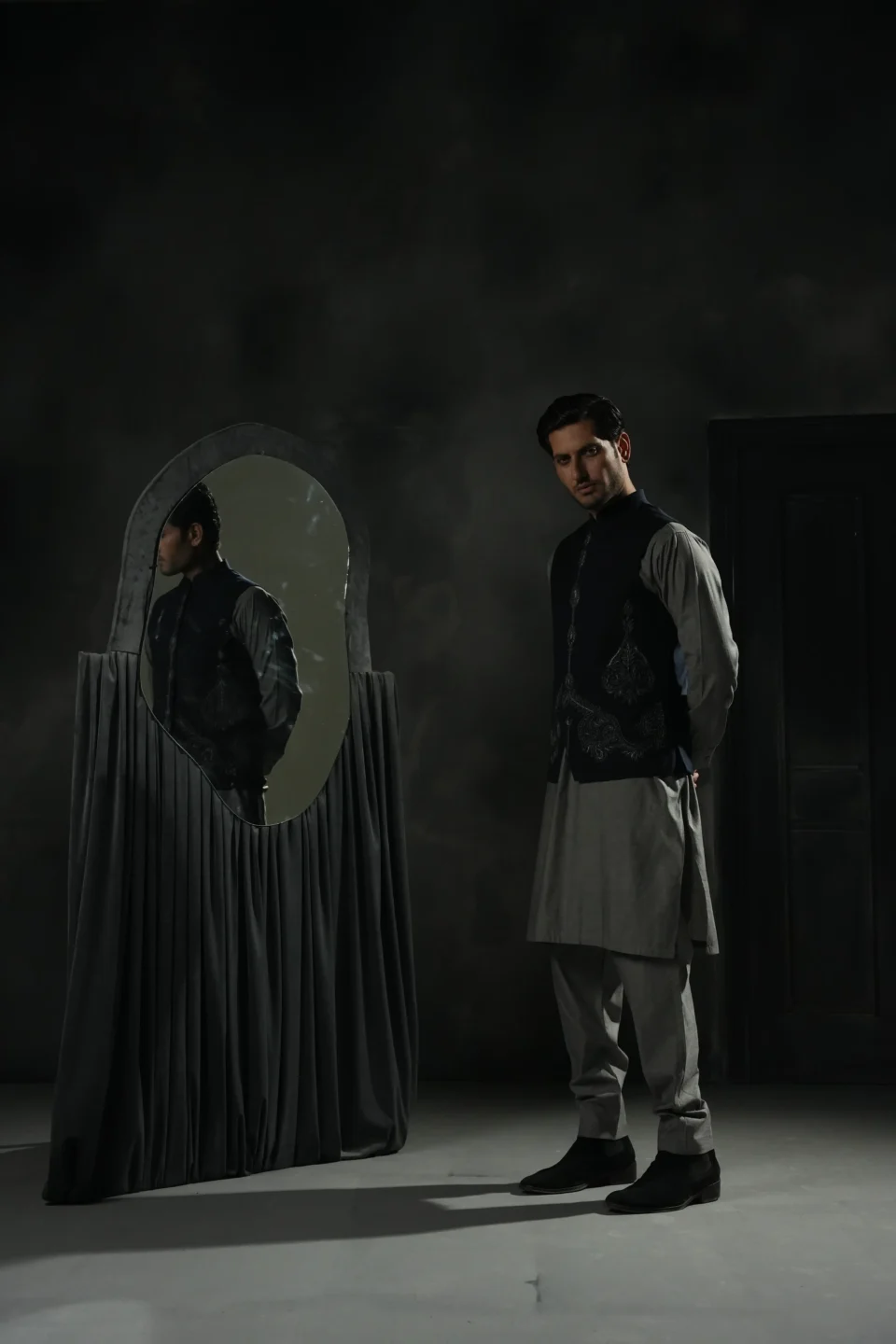 EMBELLISHED WAISTCOAT WITH KURTA TROUSERS SET