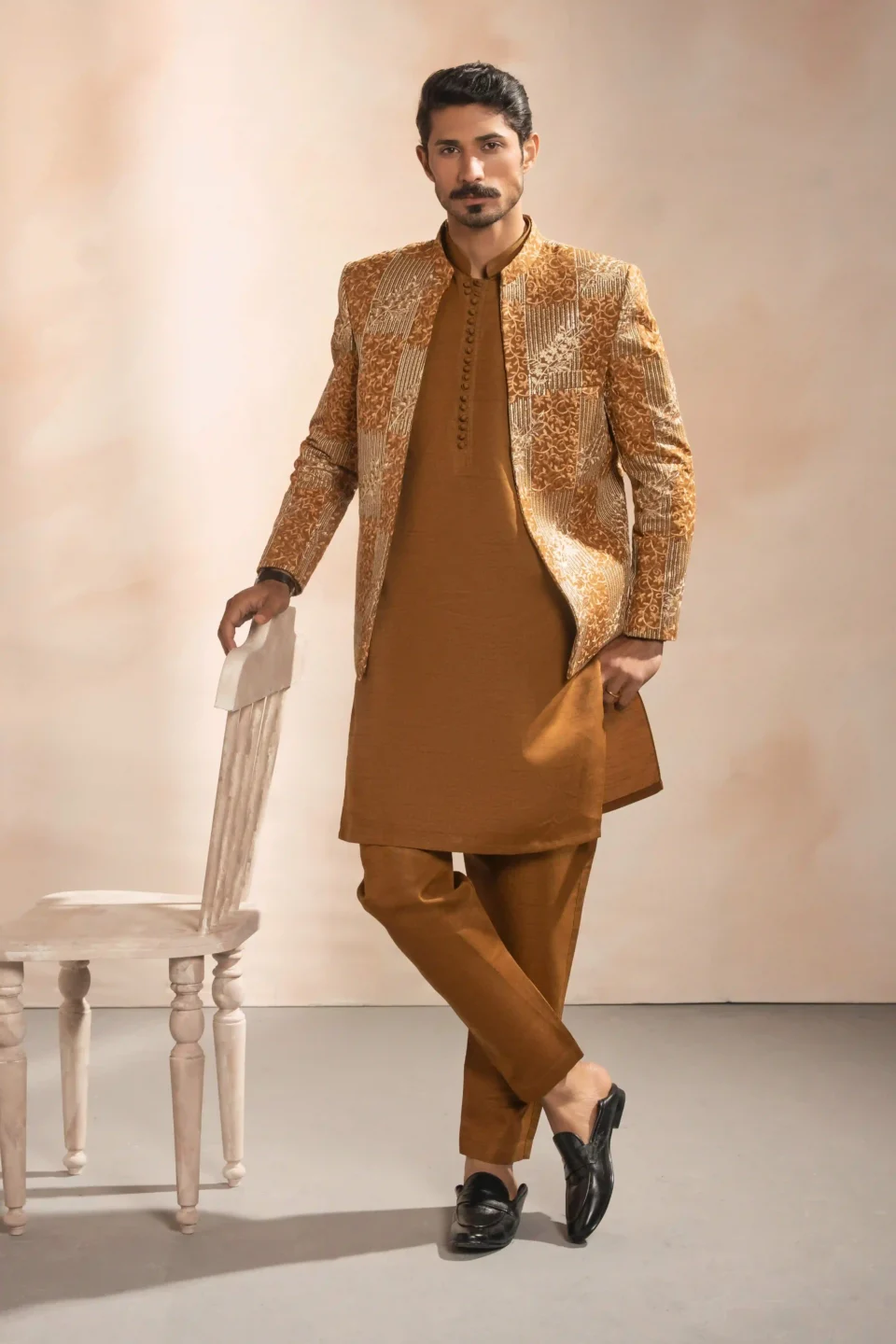 RAW SILK & EMBROIDERED PRINCE COAT